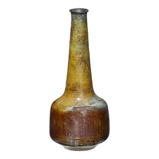 Otto Natzler and Gertrud Natzler Long-Necked Cylindrical Bottle With Lip, 1967 For Sale