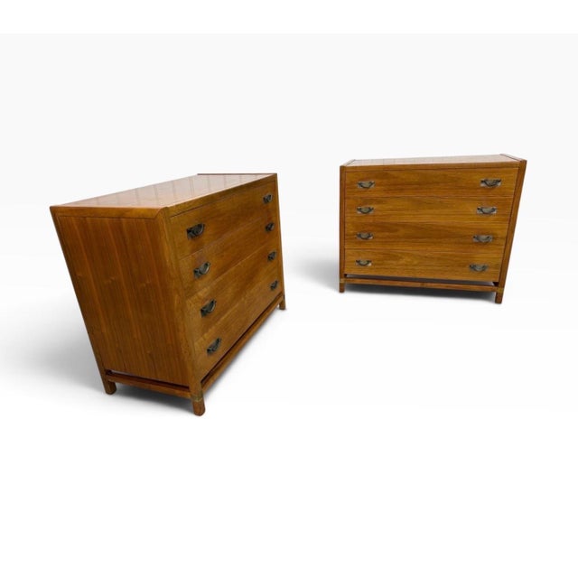 This handsome pair of Mid-Century Modern 4-Drawer Bachelor Chests by Hickory Furniture offers classic 1960s style with...