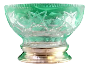 Fruit Bowl in Cut Glass