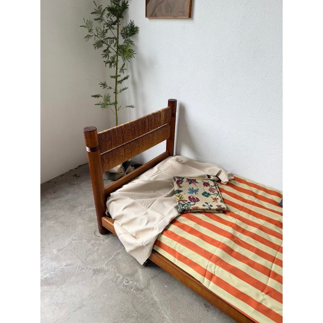 Brutalist Chain and Straw Bed, 1950s For Sale - Image 10 of 18
