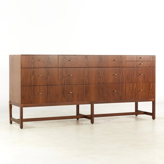 Directional Mid Century 10 Drawer Lowboy | Chairish