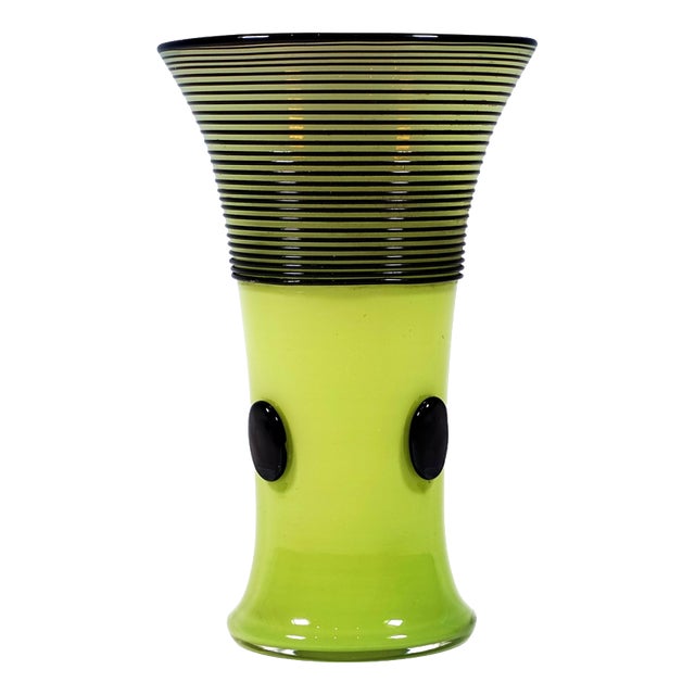 Art Deco Tango Vase Execution 166 in Green and Black by Loetz, Austria-Hungary, 1916 For Sale