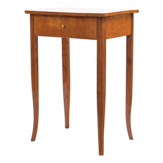 Antique Biedermeier Side Table in Birch, 1820 For Sale