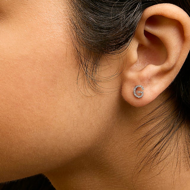 Haus of Brilliance 10K White Gold 1/10 Cttw Diamond 'G' Initial Stud Earring For Sale - Image 4 of 5