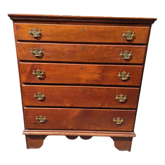 Federal Period Lift-Top Blanket Chest With Drawers, C. 1790–1810, Connecticut Origin For Sale