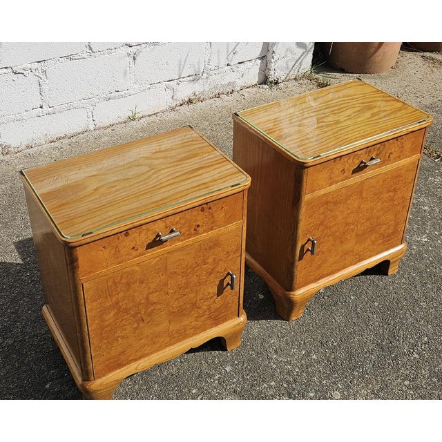 Vintage French Art Deco Nightstands in Burled Wood and Glass, 1930s, Set of 2 For Sale - Image 14 of 18