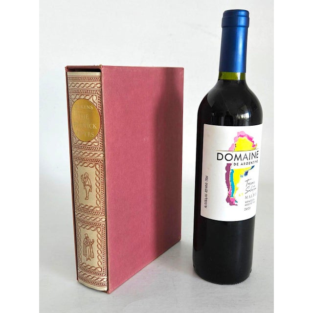 Offered is a handsome illustrated Heritage Press edition of "The Pickwick Papers", the first novel by Charles Dickens to...