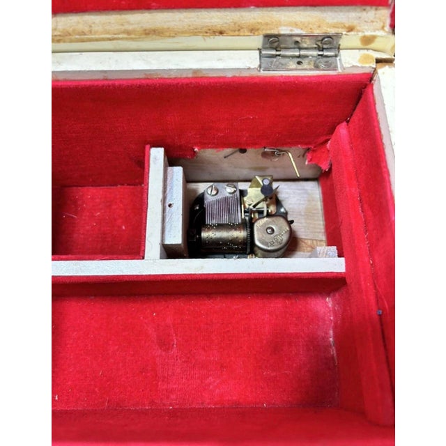 Textile Vintage French Folk Art Musical Jewelry Box – “Bonbons La Jolie Marquise” Parisian Sweet Shop Music Box For Sale - Image 7 of 8