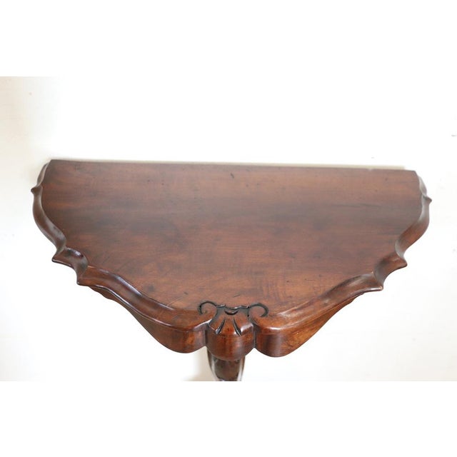 Early 20th Century Pedestal Table in Walnut For Sale - Image 4 of 13