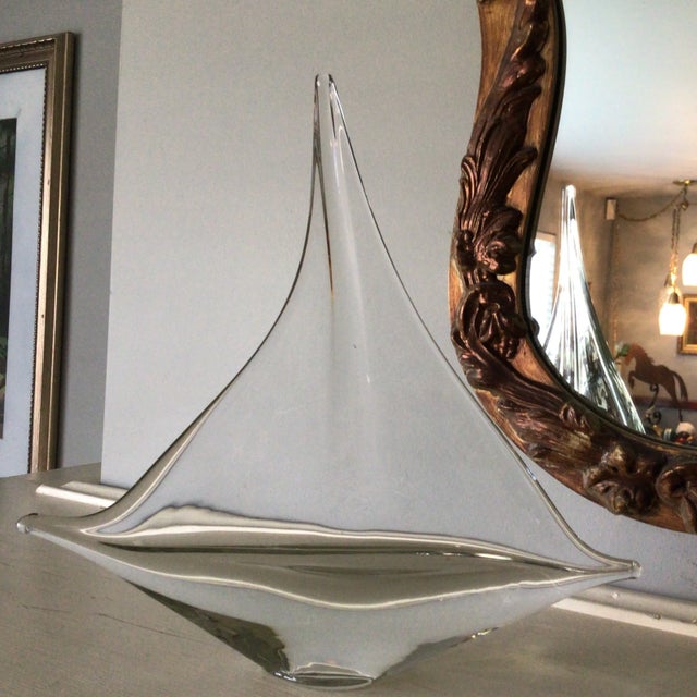 1970s Pair of Pilgrim Glass Hand Blown Sailboats in Two Sizes- Pair For Sale - Image 5 of 13