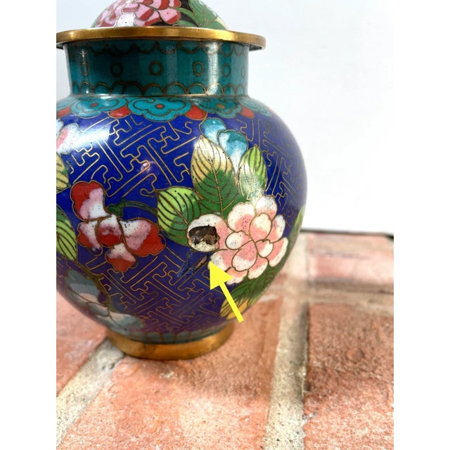 Vintage Chinese Cloisonné Jar With Foo Dog Finial For Sale - Image 10 of 12