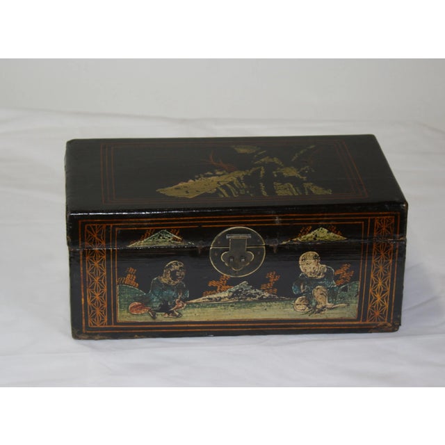 Chinese Hand Painted Vintage Chinese Jewelry Box For Sale - Image 3 of 12