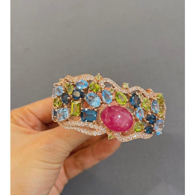 Bochic "Capri" Vintage London Topaz, Ruby & Peridot Bangle -18K Gold & Silver For Sale - Image 17 of 18