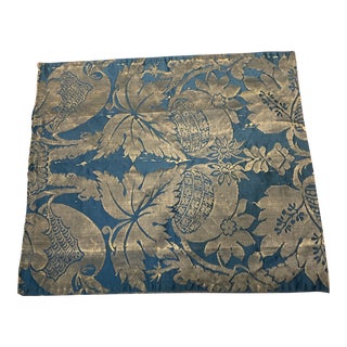 18th Century Italian Fabric Remnant For Sale