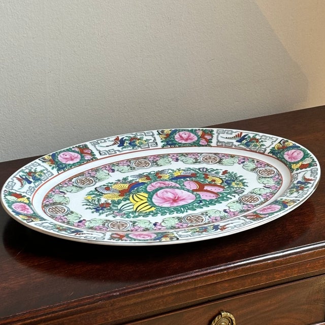 Mid-20th Century Famille Rose Chinese Export Oval Platter For Sale In Baltimore - Image 6 of 12