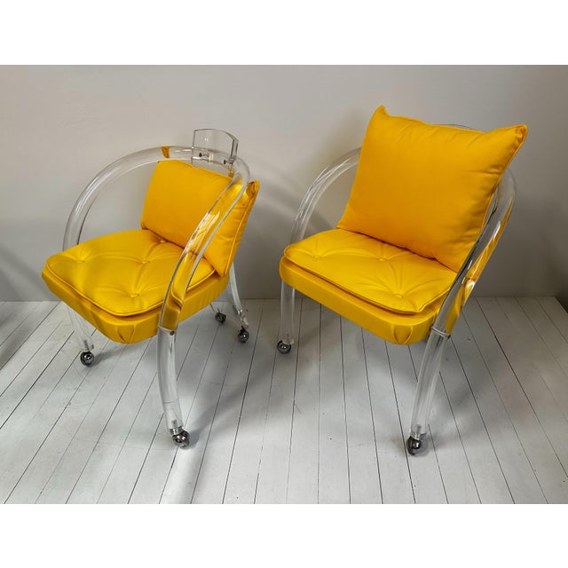 Charles Hollis Jones 1970s Style Lucite Game or Breakfast Table and 4 Chairs in Yellow Upholstery For Sale - Image 9 of 11