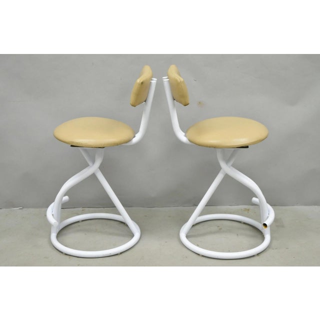 Vintage Postmodern Memphis Style White Tubular Metal Swivel Bar Stools - A Pair For Sale - Image 14 of 17