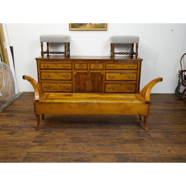 French French 1820s Restauration Walnut Bench with Lift-Top Seat and Curving Arms For Sale - Image 3 of 12