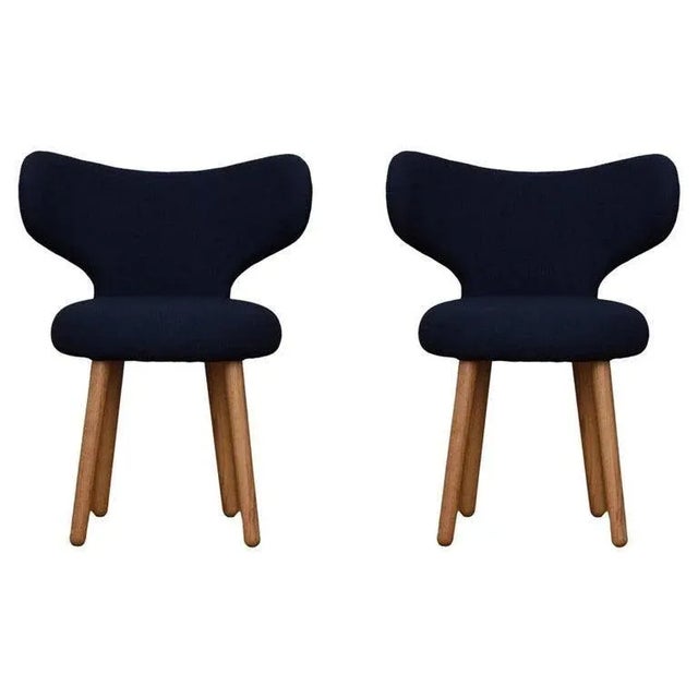 Set of 2 kvadrat/hallingdal & fiord wng chairs by mazo design dimensions: w 60 x d 50 x h 76 cm materials: oak, textile...