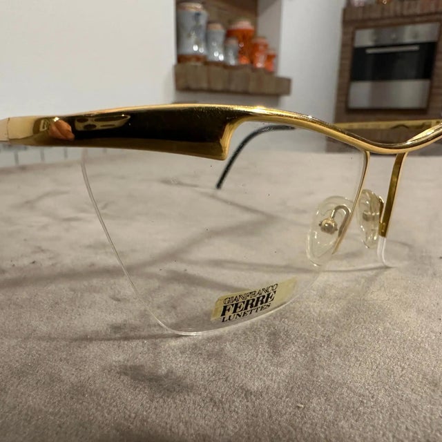 1980s 1980s High Quality Vintage Italian Sunglasses by Gianfranco Ferrè For Sale - Image 5 of 8