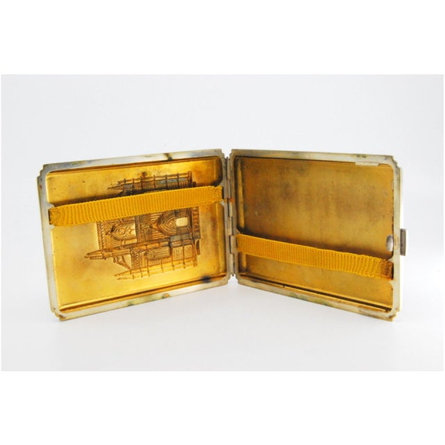 Matte Silver Cigarette Case with Batalha Monastery in High Relief and Gilt Interior For Sale - Image 5 of 9