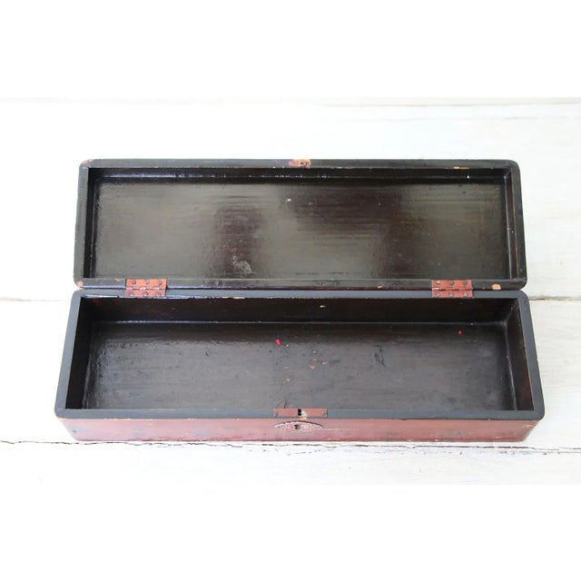 Early 20th Century Chinese Jewelry Lacquer Box For Sale - Image 6 of 10