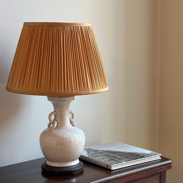 Early-20th Century Song Dynasty-Inspired Porcelain Table Lamp W/ Carved Wood Base For Sale - Image 18 of 18