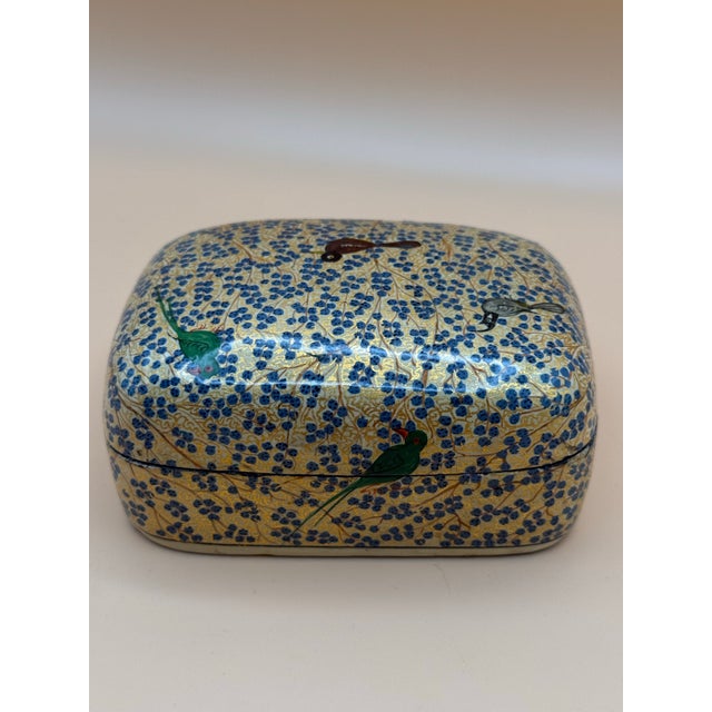 Mid 20th Century Vintage Kashmiri Hand-Painted Papier-Mâché Lacquer Box With Birds & Florals For Sale - Image 5 of 11