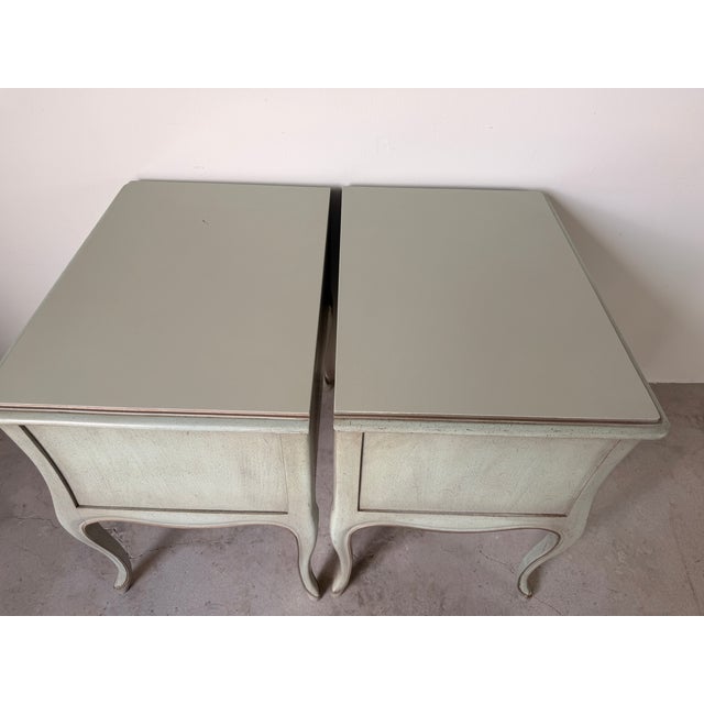 Vintage French Provincial Louis XV Style Nightstands – A Pair For Sale - Image 10 of 18