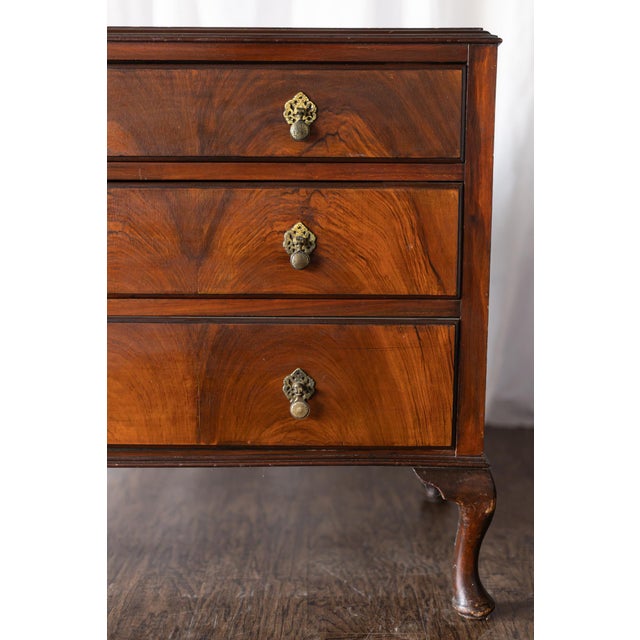 Mid 1800s Queen Anne Chest For Sale - Image 9 of 14
