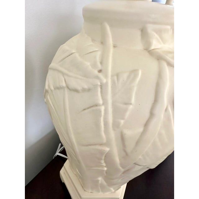 Traditional Pair of Vintage Ceramic Banana Palm Leaf Lamps For Sale - Image 3 of 7