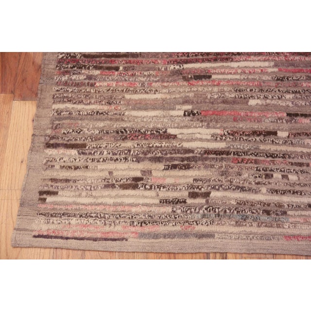 Nazmiyal Collection Wool Modern Hall Runner Rug 3 ft 4 in x 9 ft 6 in For Sale - Image 9 of 9