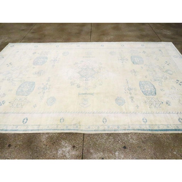 Galerie Shabab Collection Mid-20th Century Indian Cotton Agra Carpet For Sale - Image 4 of 7