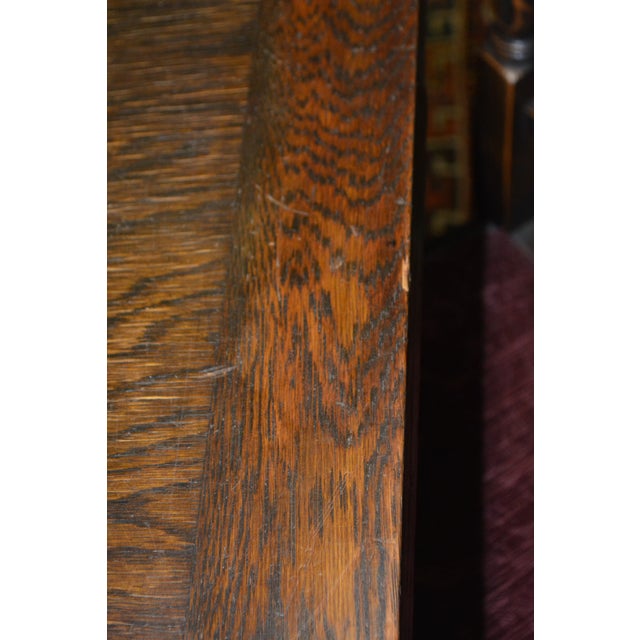 1930s Vintage English Oak Barley Twist Extending Pub Table & 4 Dining Chairs Set W/ Wine Upholstery - Set of 5 For Sale - Image 12 of 18