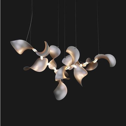 Dune 12 cluster chandelier in silver anodized aluminum by moss objects. Dimensions: w 69 x d 151 x h 77 cm. Materials:...