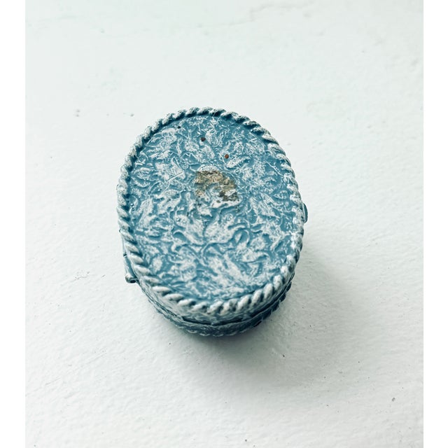Vintage 1970s Victorian Revival Estée Lauder Flower Cameo Solid Perfume Compact For Sale - Image 10 of 16