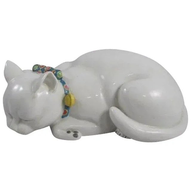 19th Century Japanese Meiji Kutani Porcelain Cat For Sale In New York - Image 6 of 6