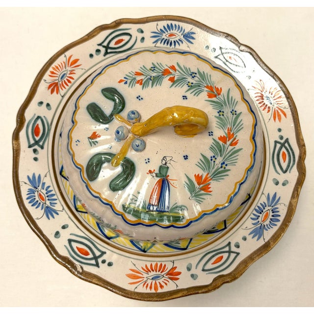 Henriot Quimper 1940's French Provincial Henriot Quimper Pottery Lidded Pedestal Butter/ Cheese Dish For Sale - Image 4 of 15