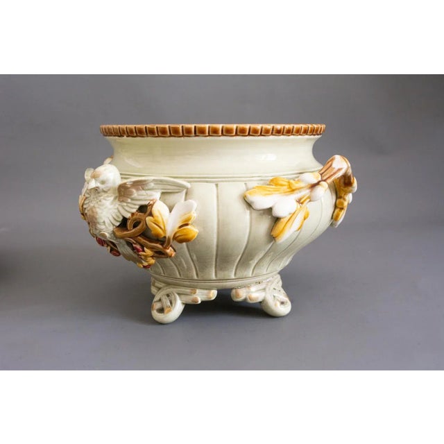 Blue Majolica Cache Pots of Swallows from Sarreguemines, 1880s, Set of 2 For Sale - Image 8 of 12