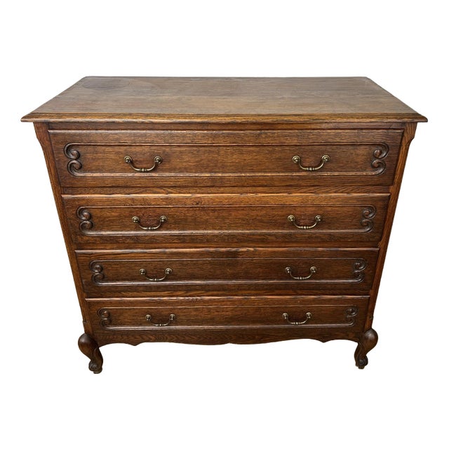 Vintage French Louis Oak Chest of 4 Drawers For Sale