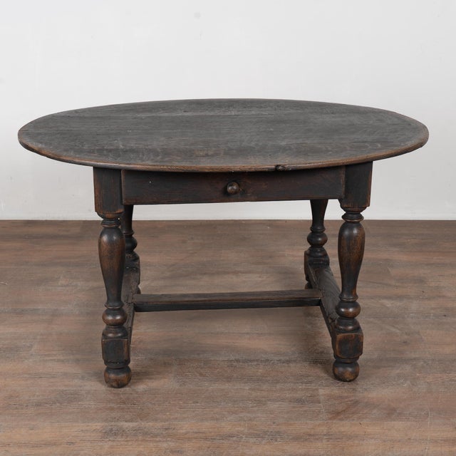 Gustavian (Swedish) 19th Century Swedish Black Painted Oak Oval Side Table For Sale - Image 3 of 17