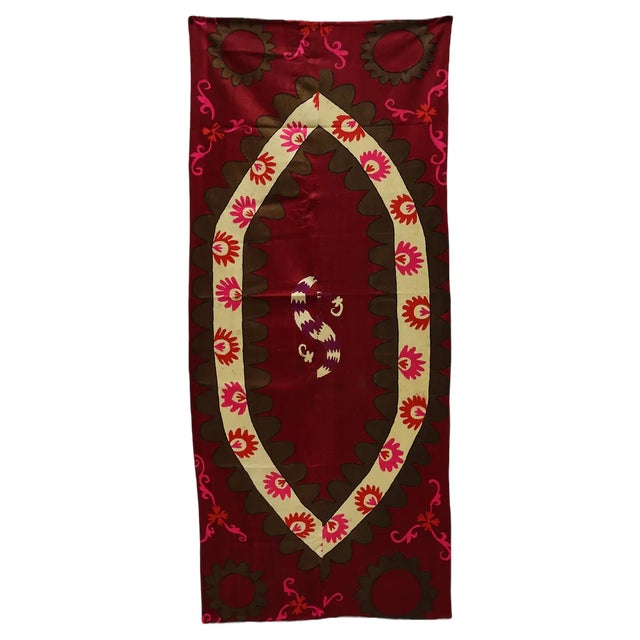 Vintage Hand Embroidered Suzani Wall Hanging, Uzbekistan, 1920s For Sale