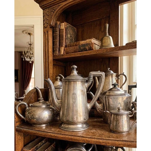 Reed & Barton New Orleans - Solari’s La Louisiane Restaurant 1930’s Reed & Barton Hotel Silver Soldered Teapot for Collectors & Southern Entertaining - Pics! For Sale - Image 4 of 12
