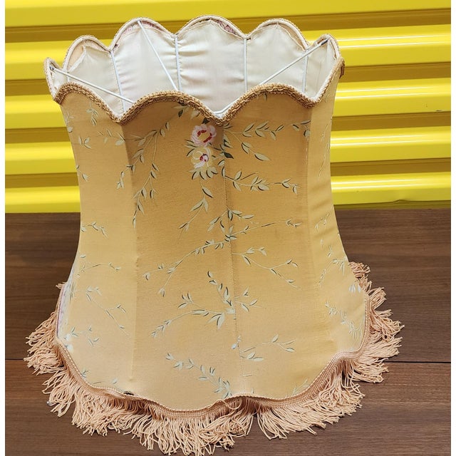 Textile Pair Extremely Fine Custom Made Lampshades With Fringe and Silk, 1960s For Sale - Image 7 of 12