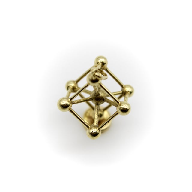 Vintage 14k Gold Atomium Molecule Charm For Sale In Los Angeles - Image 6 of 9
