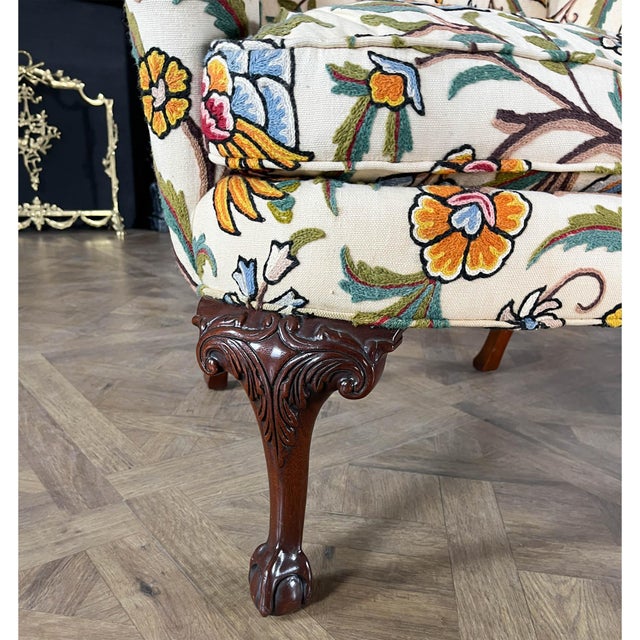 From Niagara Furniture a vintage Southwood Crewel Wingback Chair in excellent original, as found, condition. Both elegant...