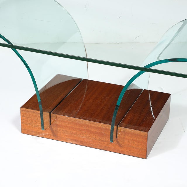 Mid-Century Modernage Curved Glass Cocktail Table W/ Rectilinear Walnut Base For Sale In New York - Image 6 of 14