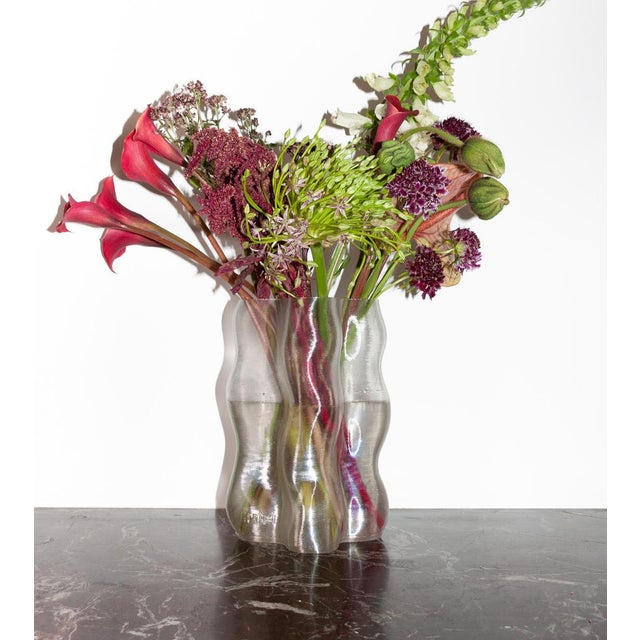 Medium Transparent Magma Vase by Mana For Sale - Image 11 of 15