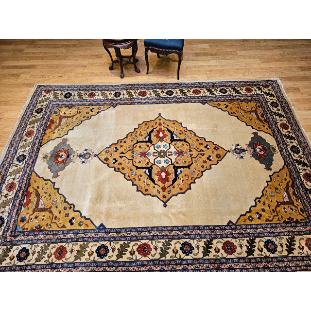 Textile Vintage Indian Agra Carpet, Handwoven Wool Pile, Open Field Design, 8' x 11' For Sale - Image 7 of 18