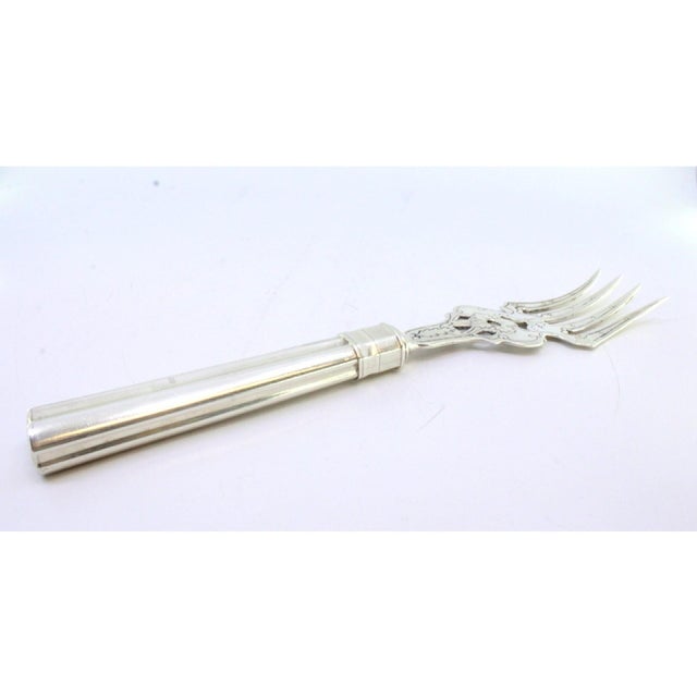 Fish Serving Fork in Cut Silver with Engravings and Grooves on the Handle, in Good conditions.